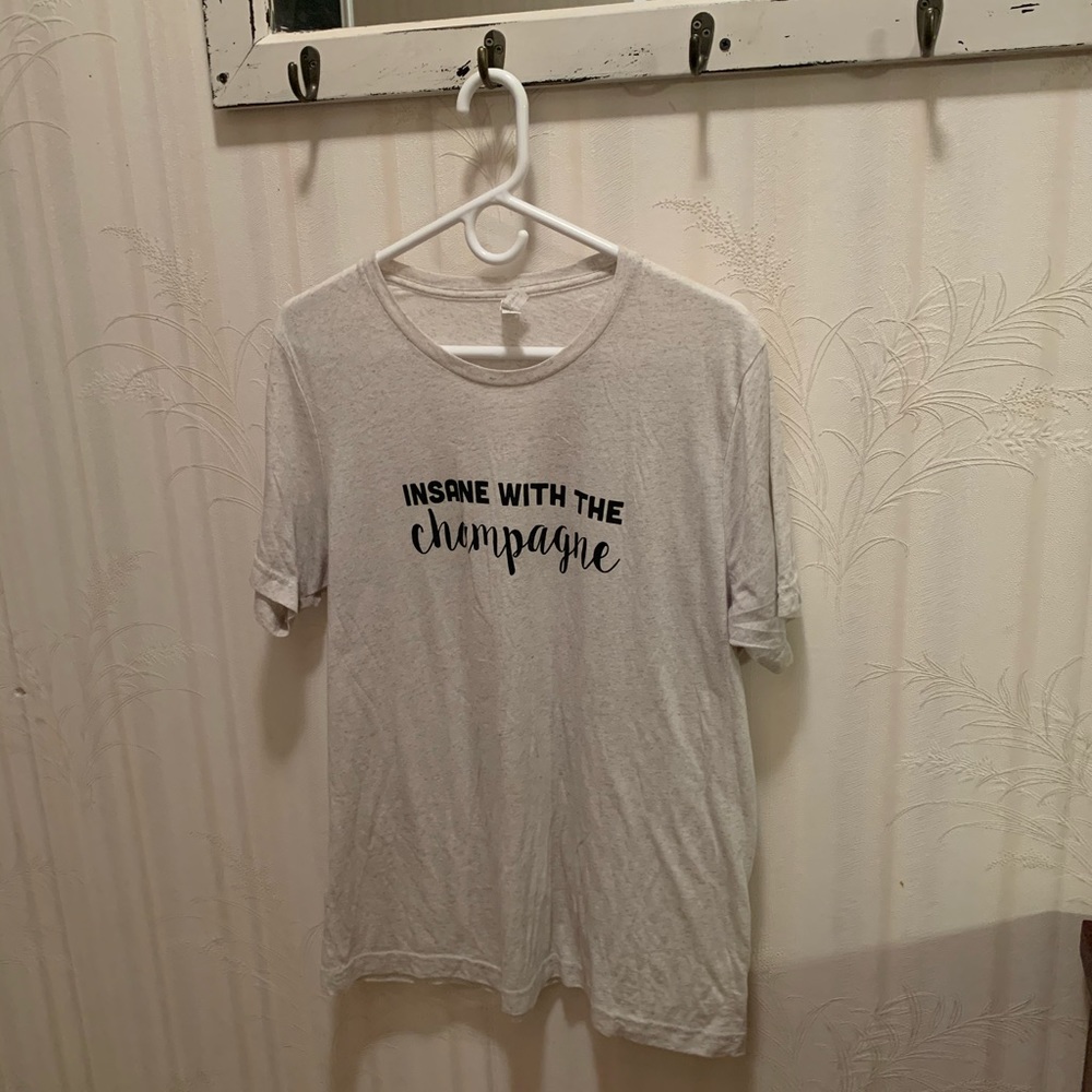 🦩🦩T-Shirt sale 3 for $15. Woman’s Graphic Tee - Picture 2 of 4